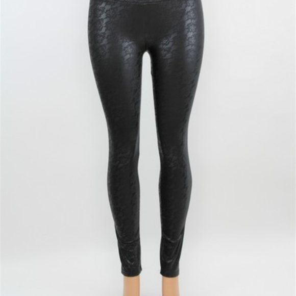 NEW! Guilty-Athletic Printed Leather-look leggings - Picture 6 of 7